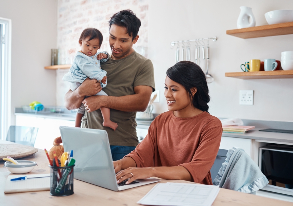 Family on the computer